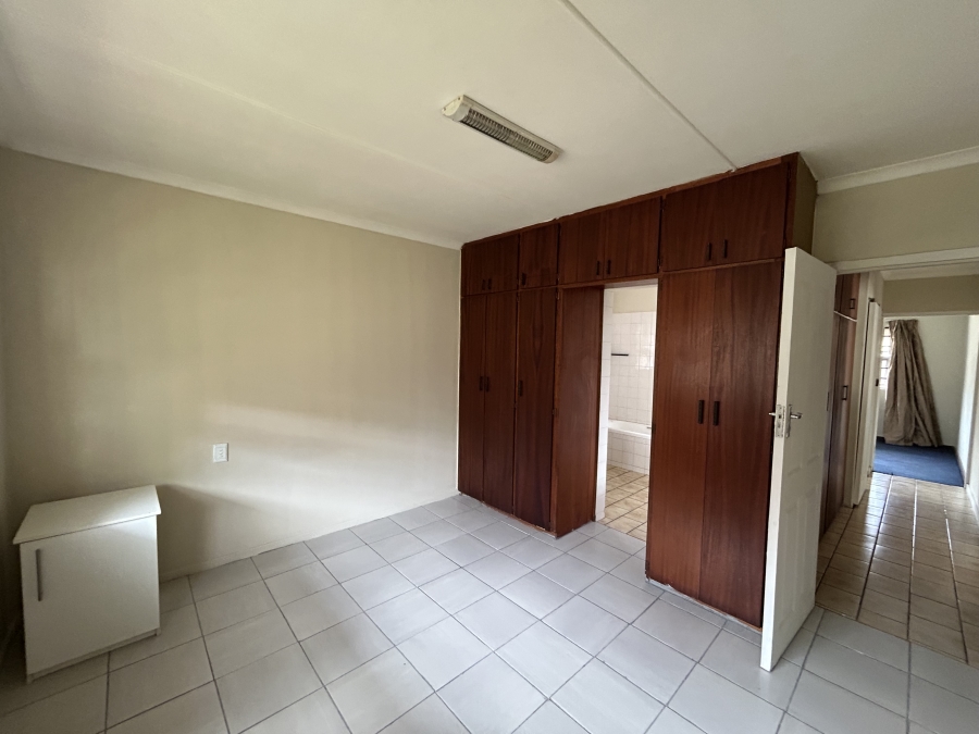 5 Bedroom Property for Sale in Saxilby Eastern Cape